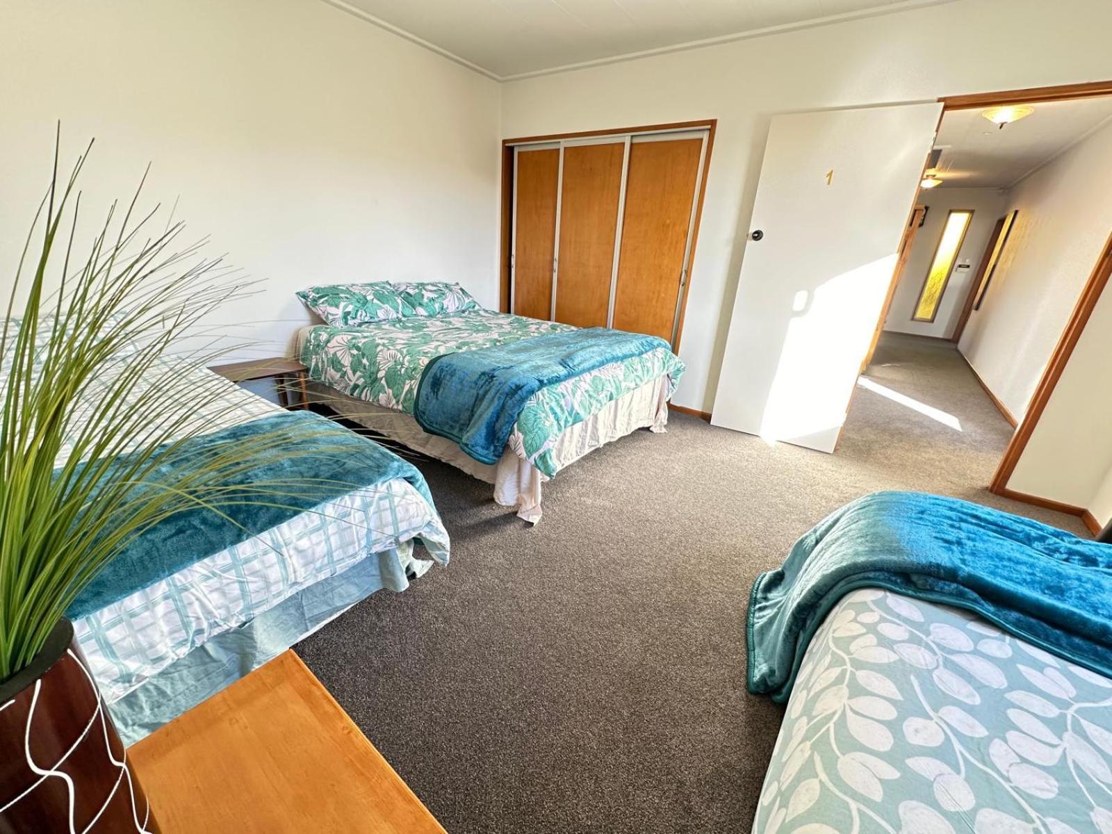 Glenpark Lodge Dunedin Exterior photo